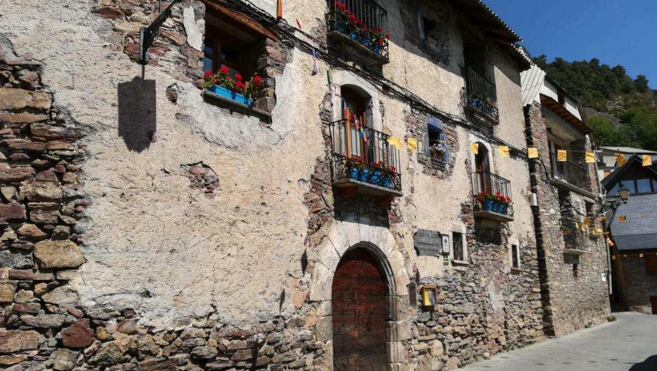 Casa Palacin Gistaín Exterior foto
